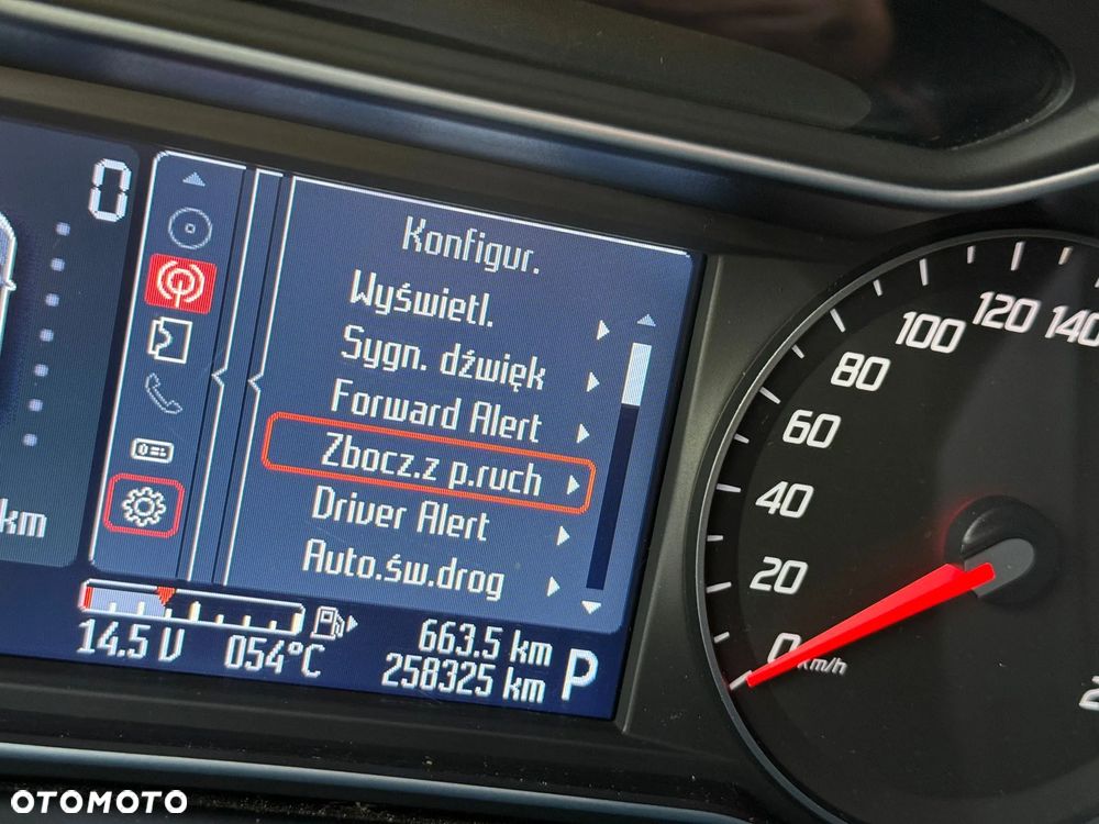 Ford S-Max - 22