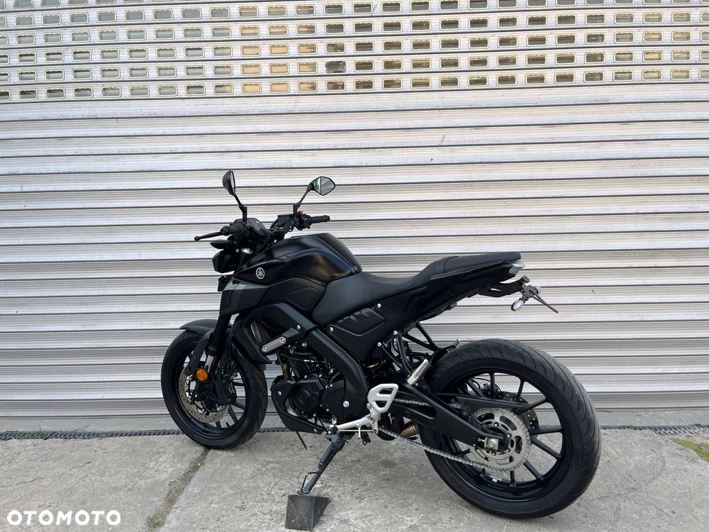 Yamaha MT - 8