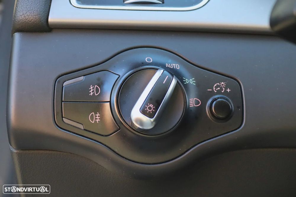 Audi A4 Allroad 2.0 TDI quattro Advance S tronic - 10