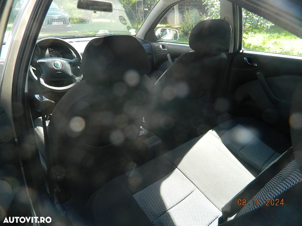 Skoda Octavia Tour 1.6 - 7