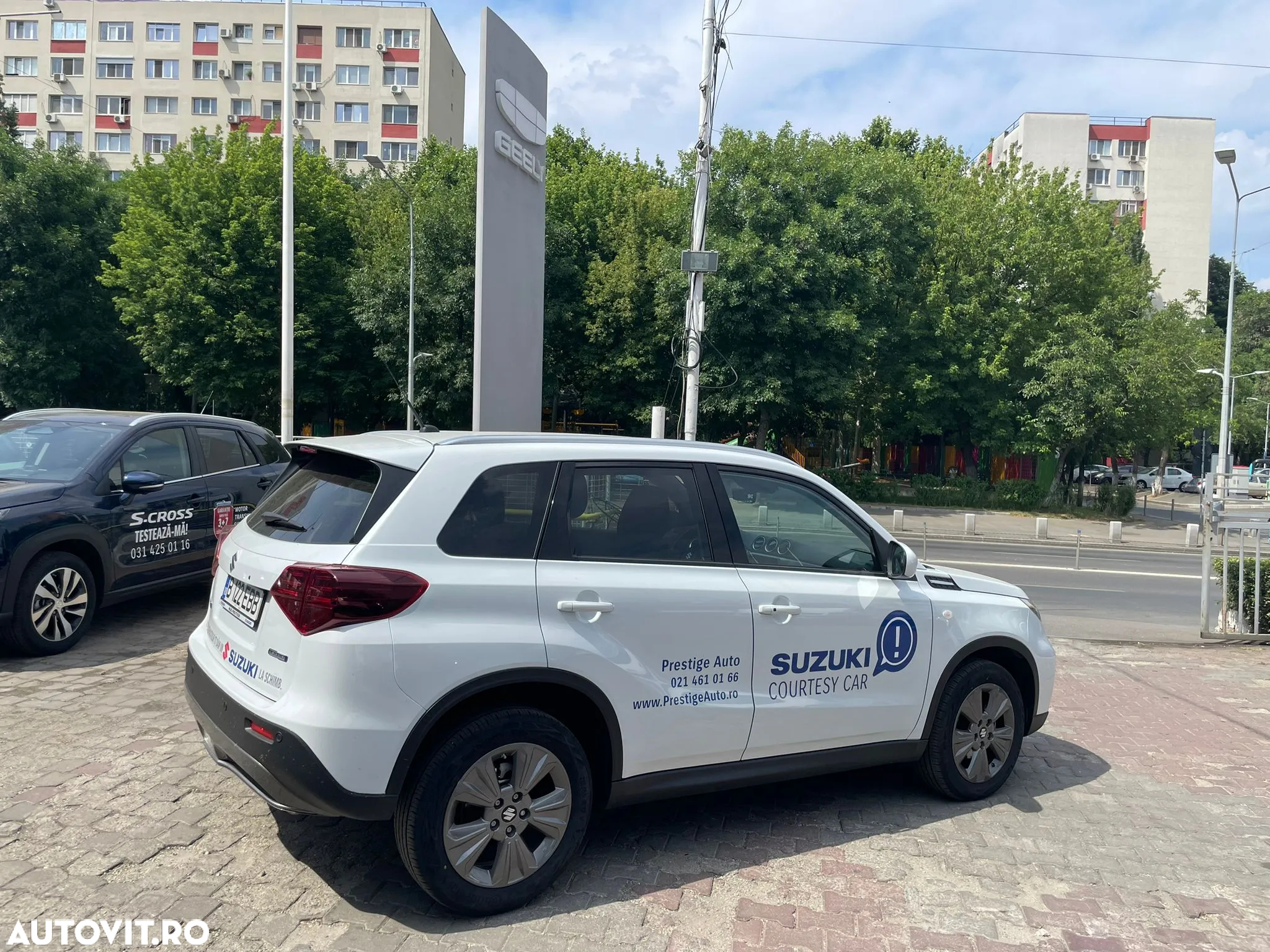 Suzuki Vitara 1.4 Boosterjet AllGrip MHEV Passion - 4