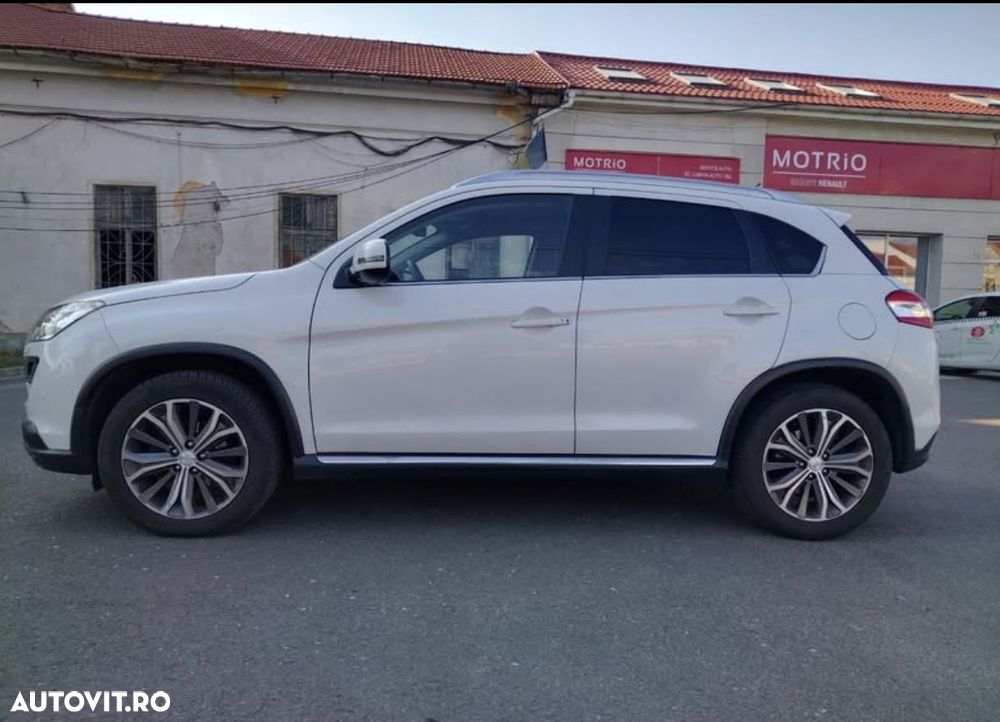 Peugeot 4008 - 3