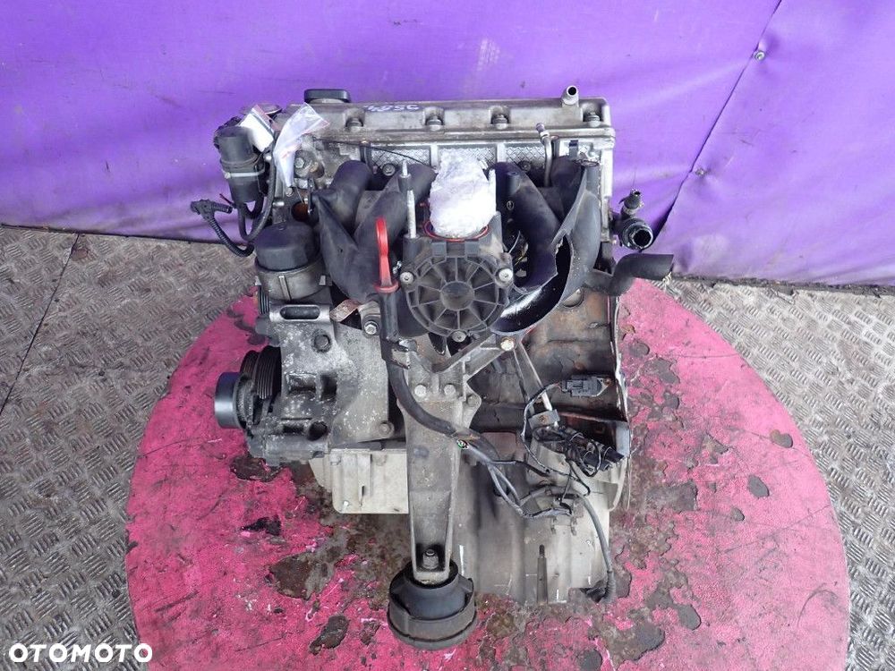 BMW E46 SILNIK BENZYNA  M43B19 - 4