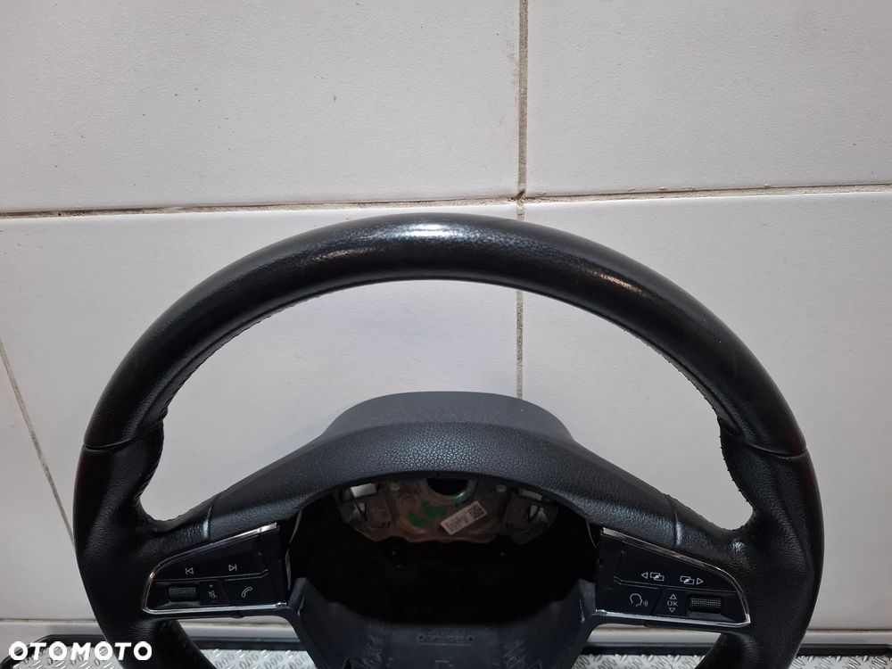 Kierownica Seat Leon III 2014 rok nr 5F0419091L skóra ładna - 4
