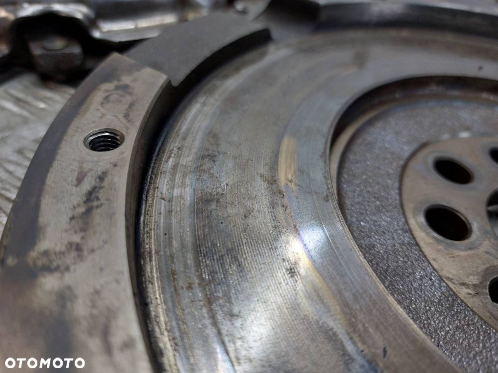 SPRZĘGŁO TARCZA DOCISK ŁOŻYSKO KOŁO ZAMACHOWE COROLLA VERSO I 2.0 D4D - 2