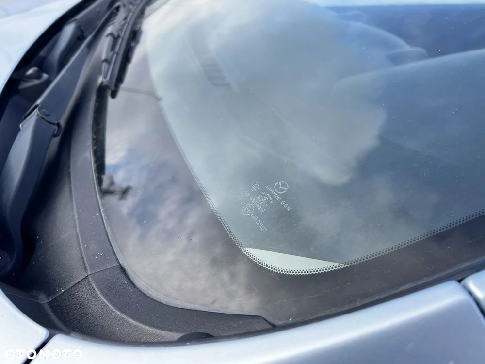 Mazda 2 1.3 Exclusive - 11