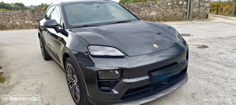 Porsche Macan Electric 4 - 3