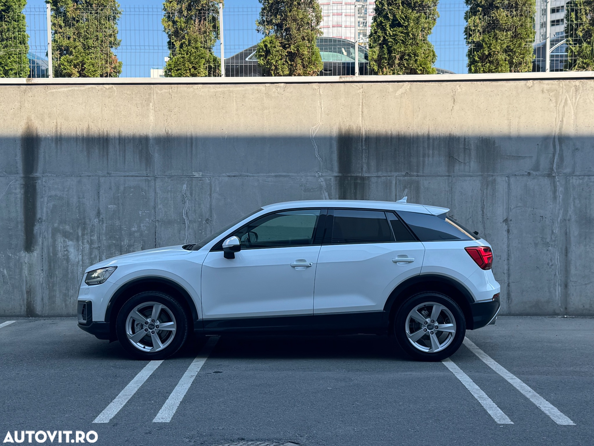 Audi Q2 1.6 30 TDI S tronic Design - 11