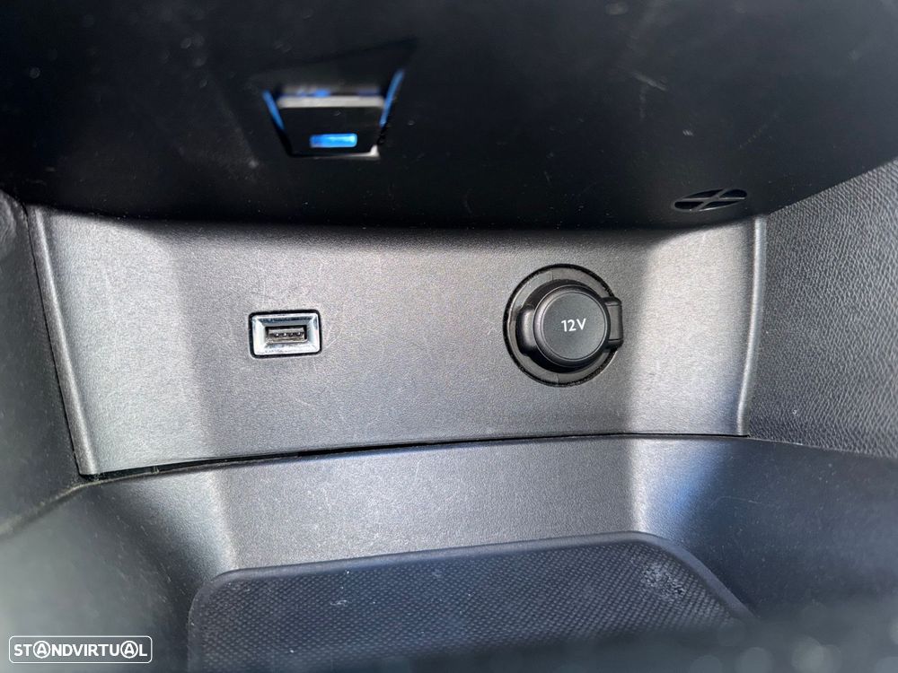 Peugeot 3008 1.2 PureTech Active Pack - 28