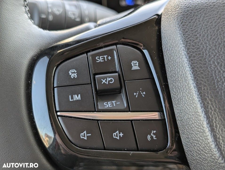 Ford Tourneo Custom - 16