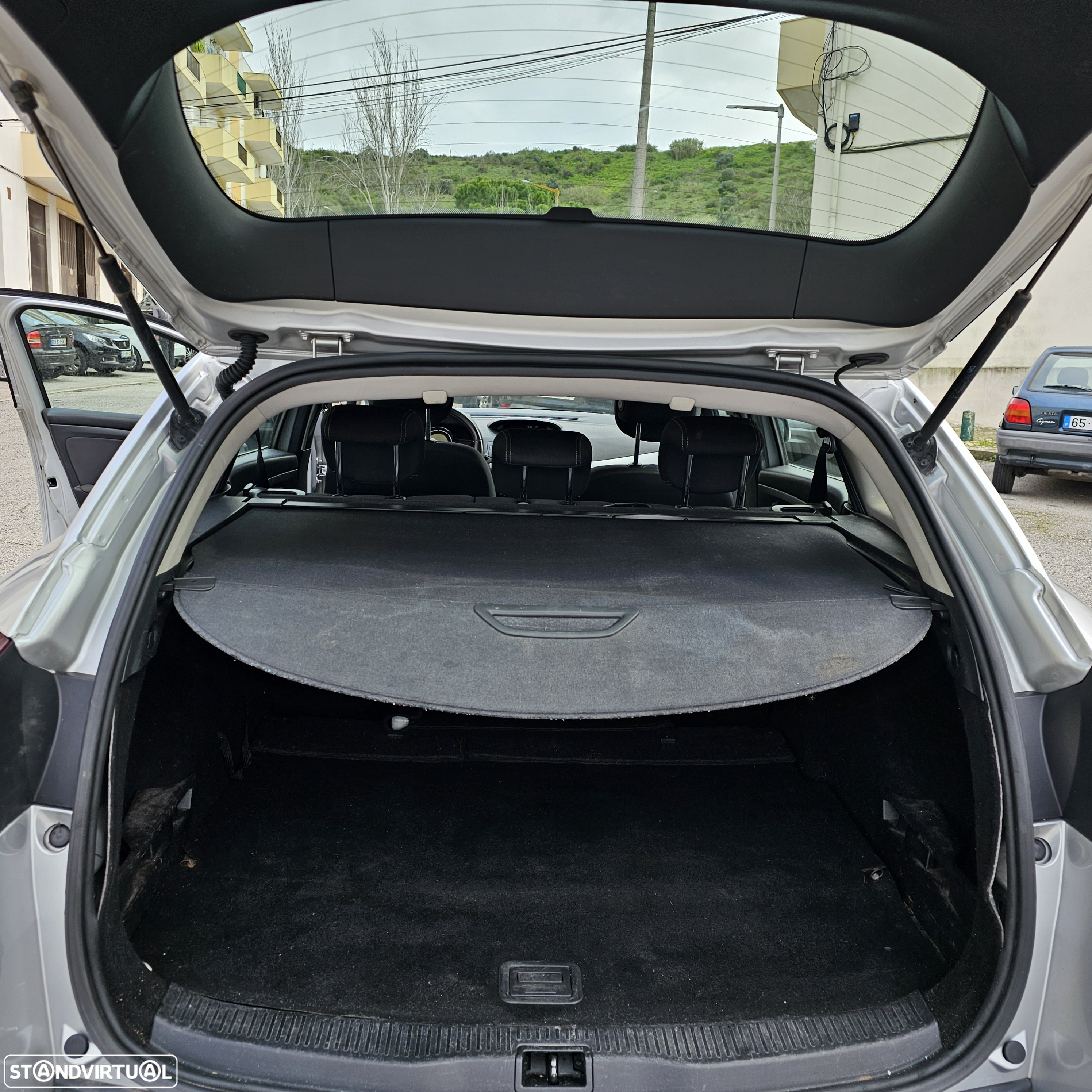 Renault Mégane Break 1.5 dCi Confort - 9