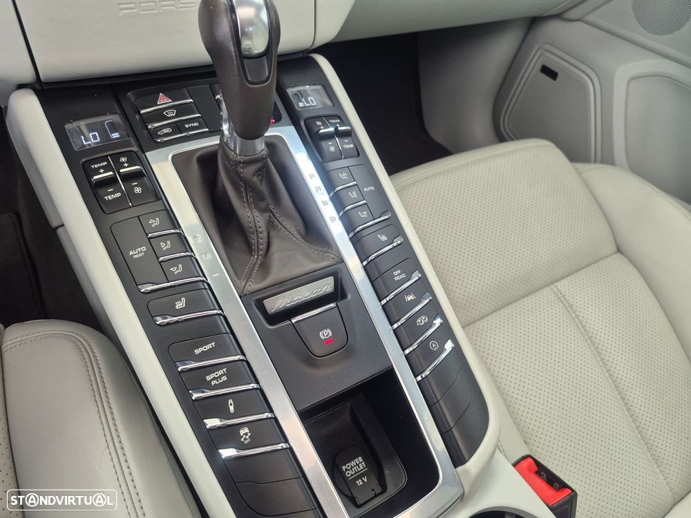 Porsche Macan 2.0T - 17