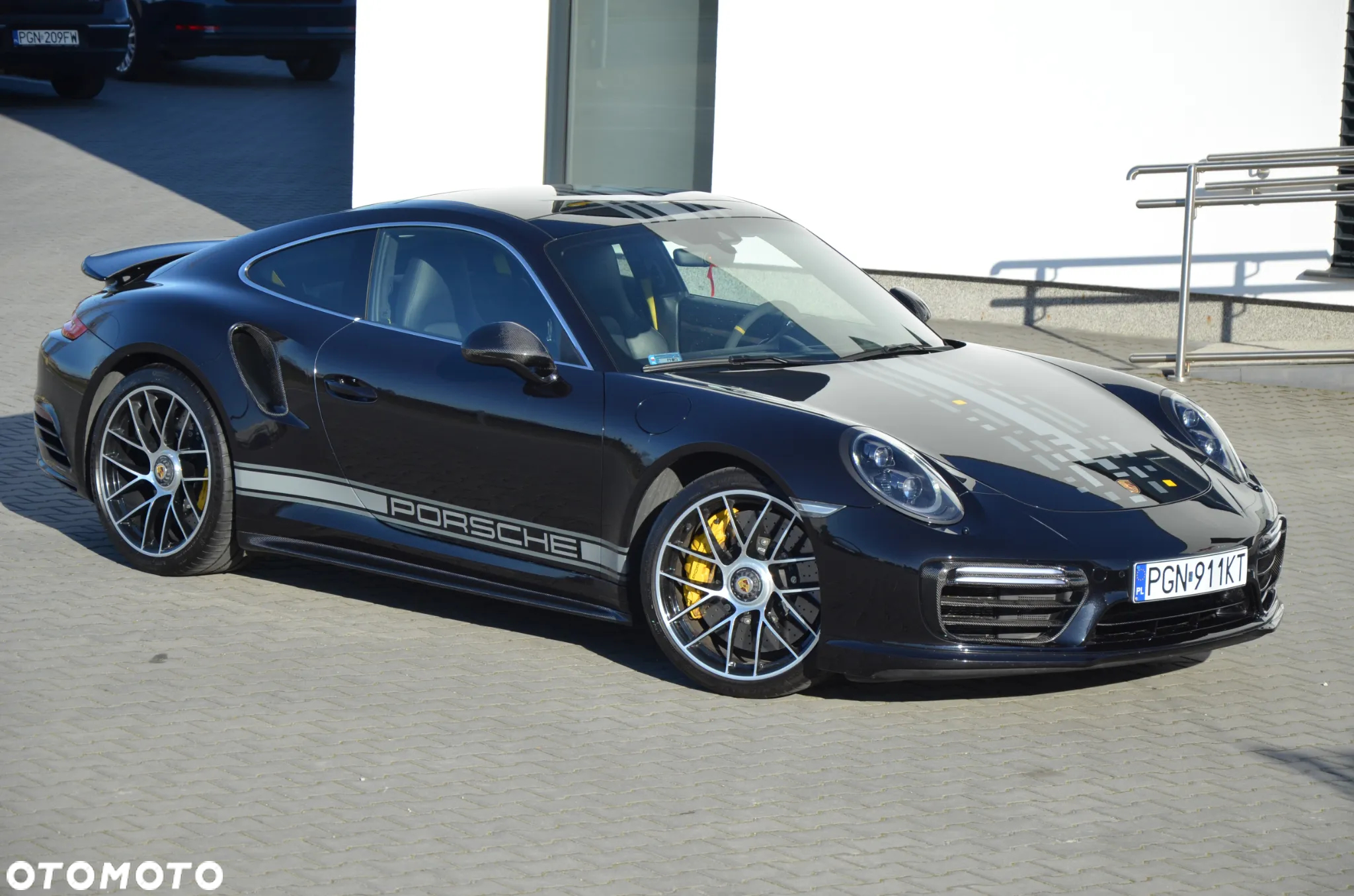 Porsche 911 Turbo S - 3