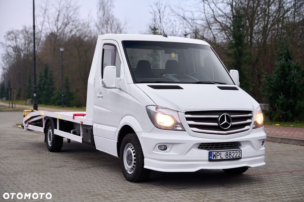Mercedes-Benz SPRINTER - 13