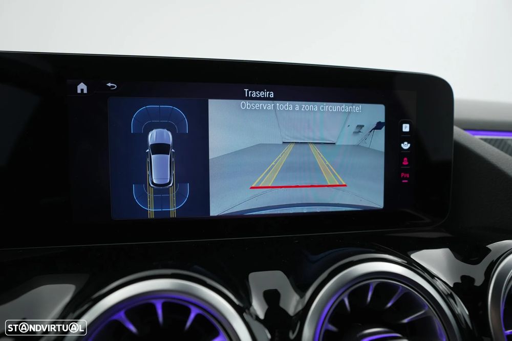 Mercedes-Benz GLA 200 AMG Line - 14