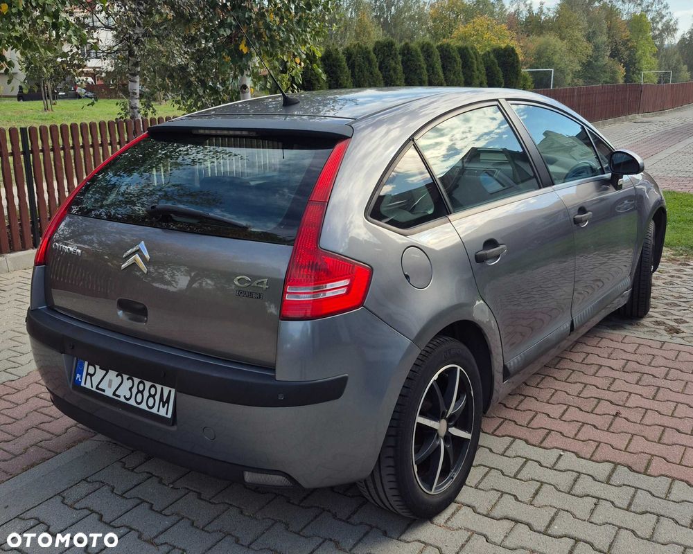 Citroen C4 2009 photo 5