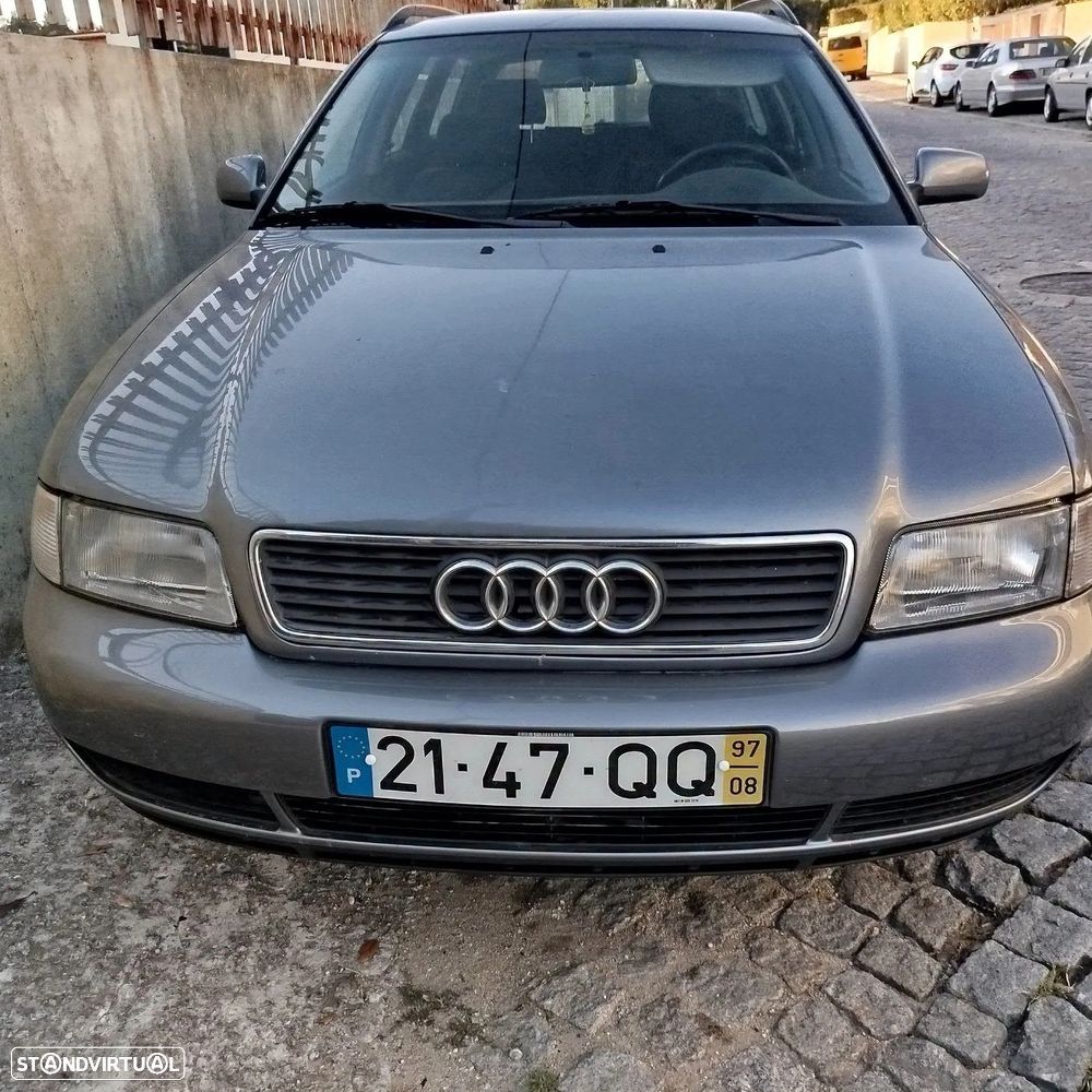 Audi A4 Avant 1.9 TDI Attraction - 4