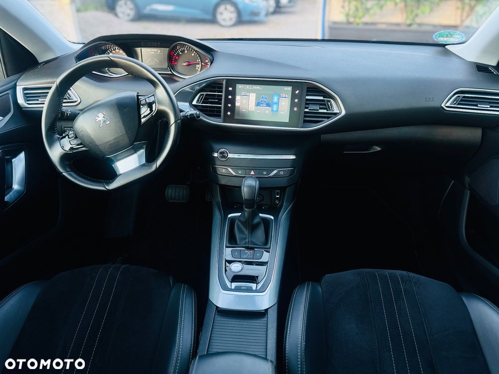 Peugeot 308 BlueHDi 150 Automatik Stop & Start Allure - 16
