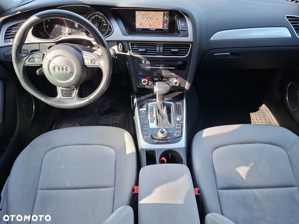 Audi A4 Allroad 2.0 TDI Quattro S tronic - 6