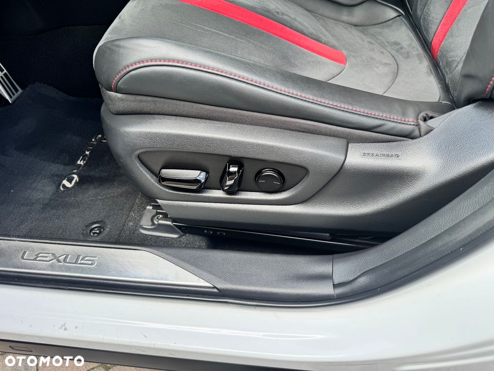 Lexus UX 250h F Sport 2WD - 11