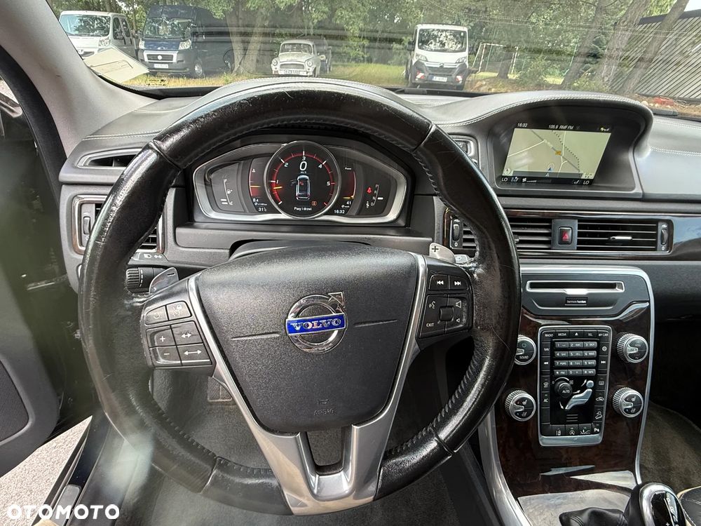 Volvo XC 70 - 19