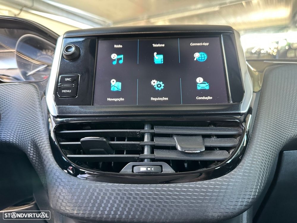 Peugeot 208 1.2 PureTech Style - 15