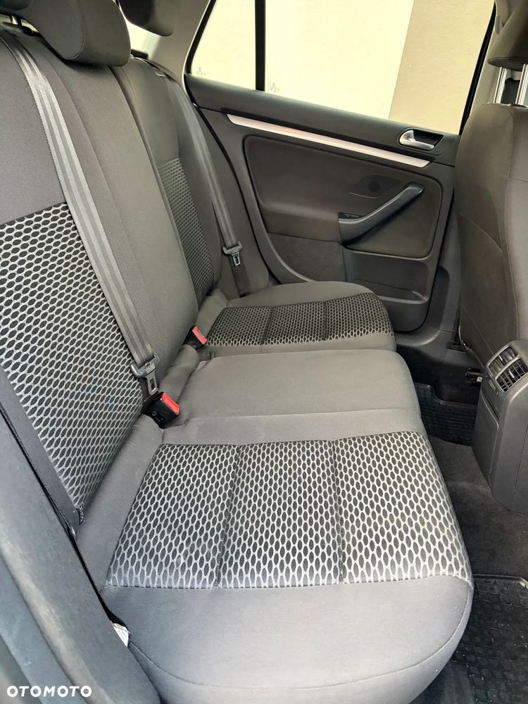 Volkswagen Golf 1.6 TDI Trendline - 13