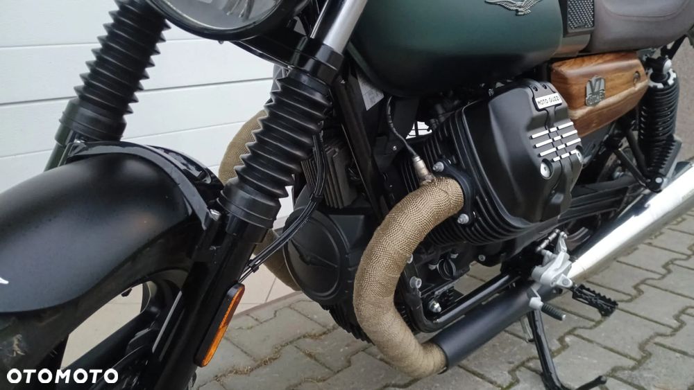 Moto Guzzi V7 - 16