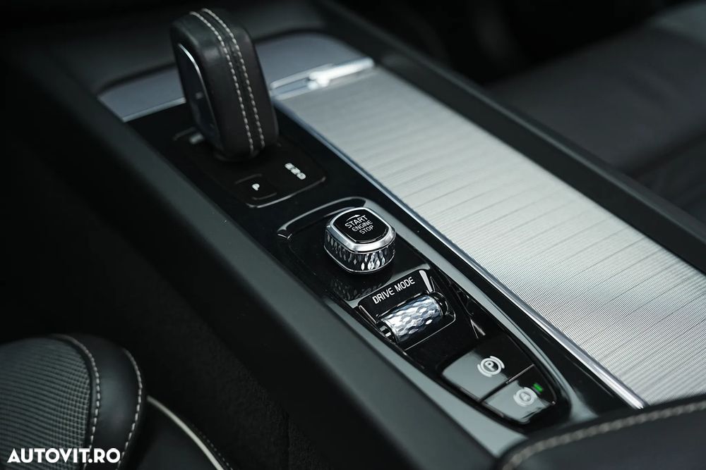 Volvo XC 60 B4 D AWD Geartronic RDesign - 22
