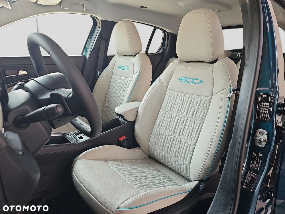 Fiat 600 1.2 Turbo La Prima eDCT - 11