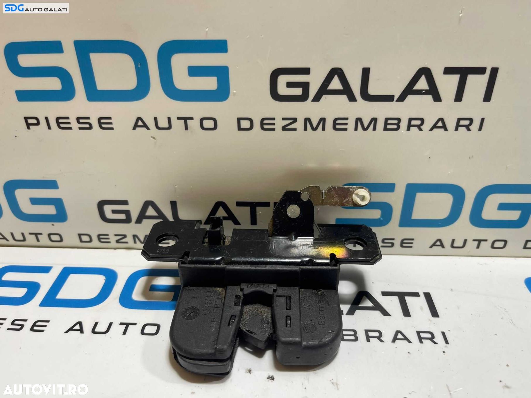 Broasca Incuietoare Hayon Haion Capota Portbagaj Volkswagen Bora Break Combi 1999 - 2005 Cod 1J9827505 [B3351] - 1