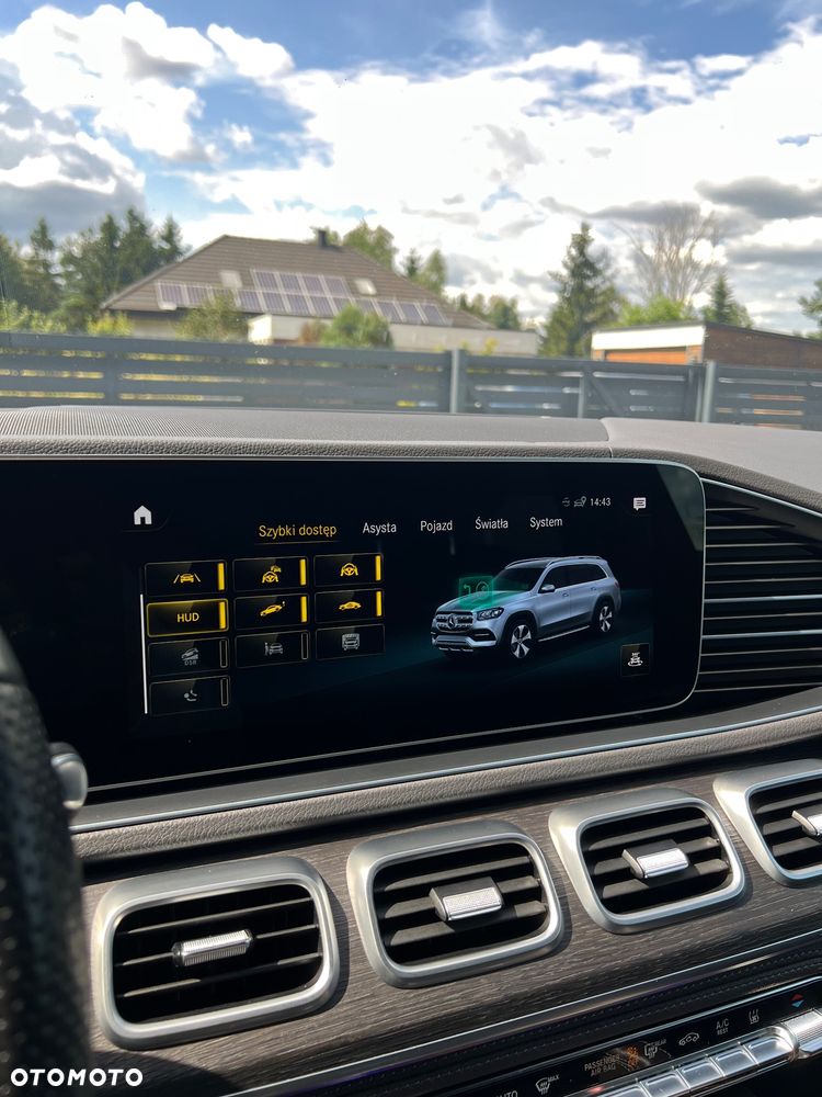 Mercedes-Benz GLS - 39