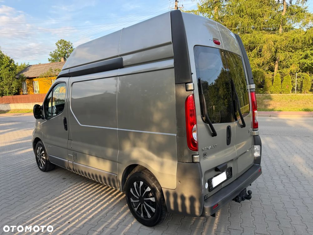 Renault Trafic - 2