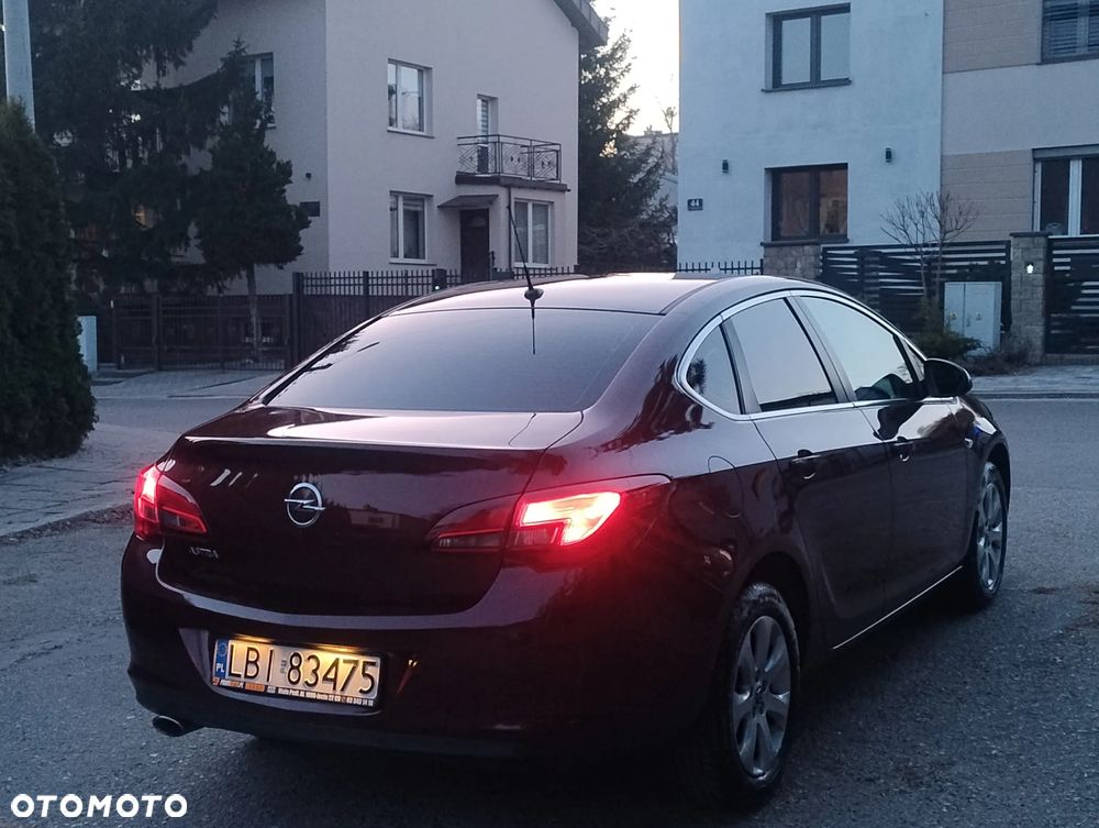 Opel Astra 1.4 T Active EU6 - 1