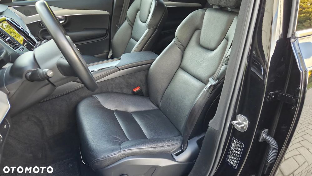 Volvo XC 90 B5 B AWD Momentum Pro - 7