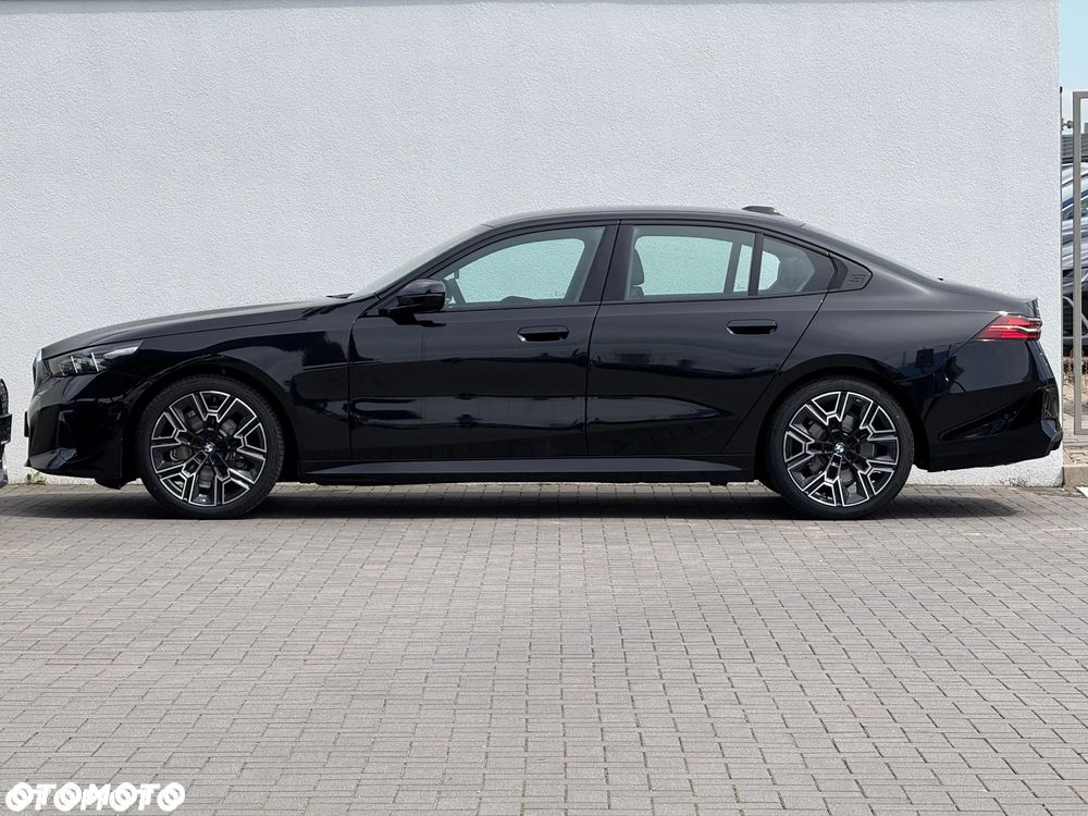 BMW Seria 5 - 12