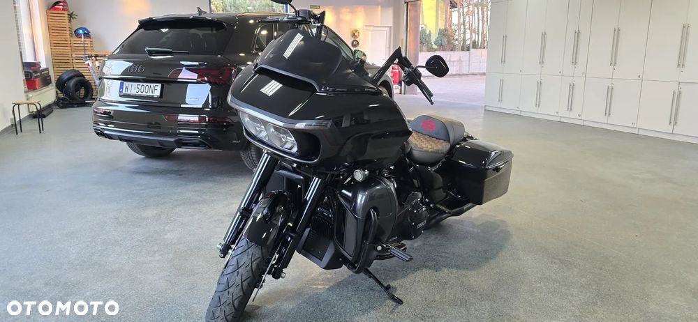 Harley-Davidson Touring Road Glide - 10