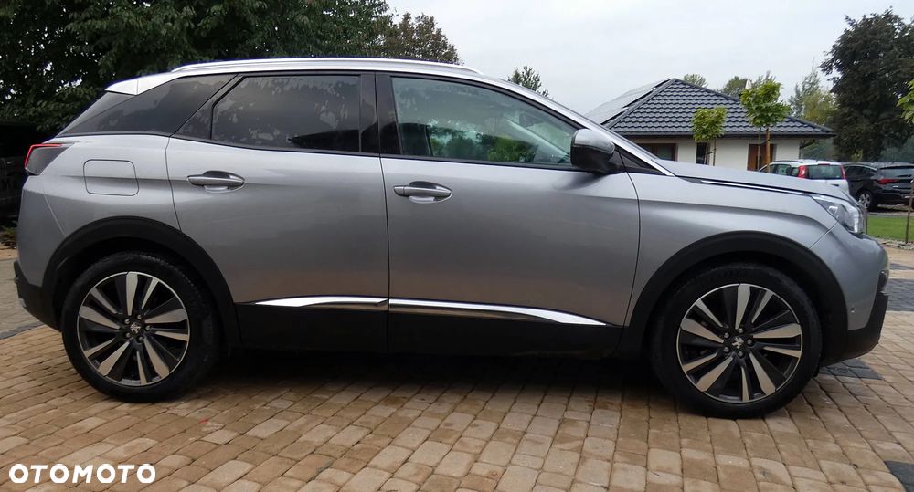 Peugeot 3008 1.5 BlueHDi Allure S&S - 4