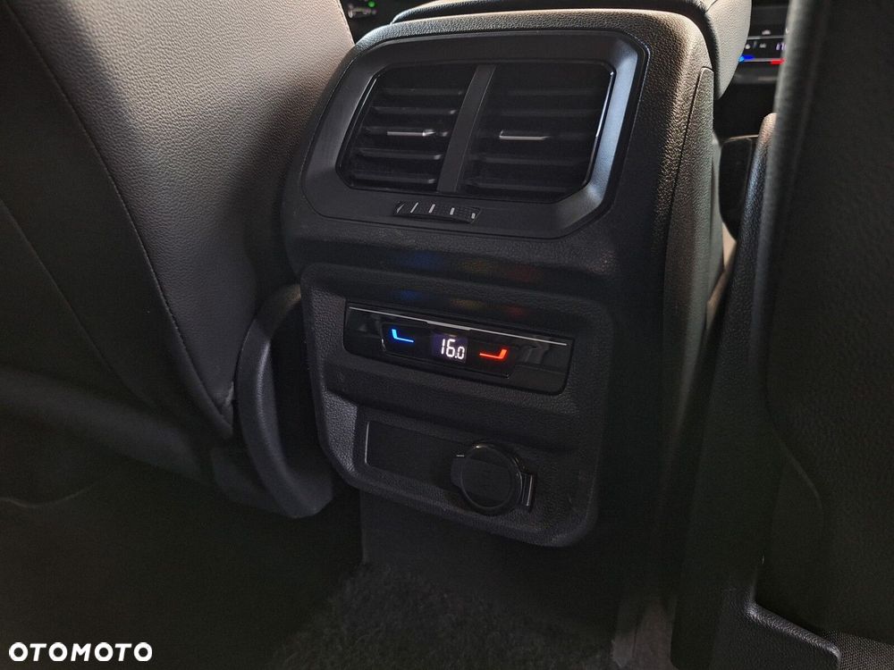Volkswagen Tiguan 2.0 TSI 4Mot R-Line DSG - 37