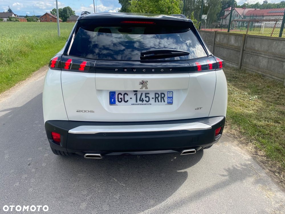 Peugeot 2008 - 8