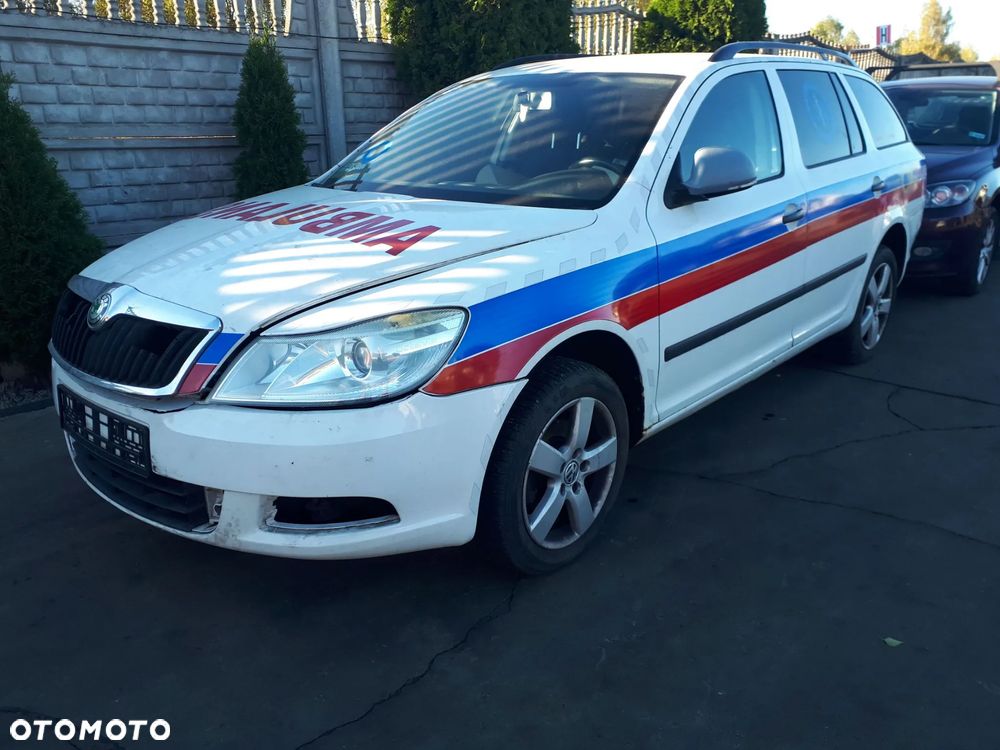 SKODA OCTAVIA II LIFT KOMBI 08-13 1.9 TDI KRATKA NAWIEWU PRAWA LEWA ŚRODKOWA - 5