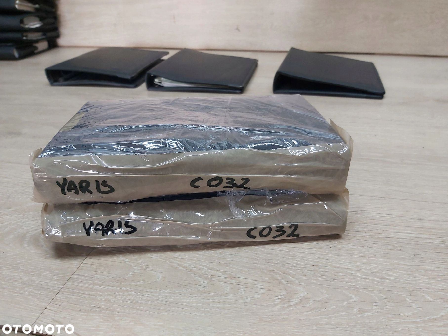 Toyota Yaris etui na dokumenty instrukcje pokrowiec - 4
