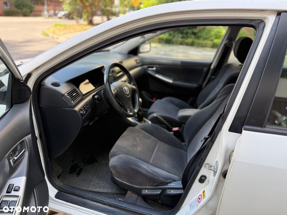 Toyota Corolla 1.6 VVT-i Sol - 7