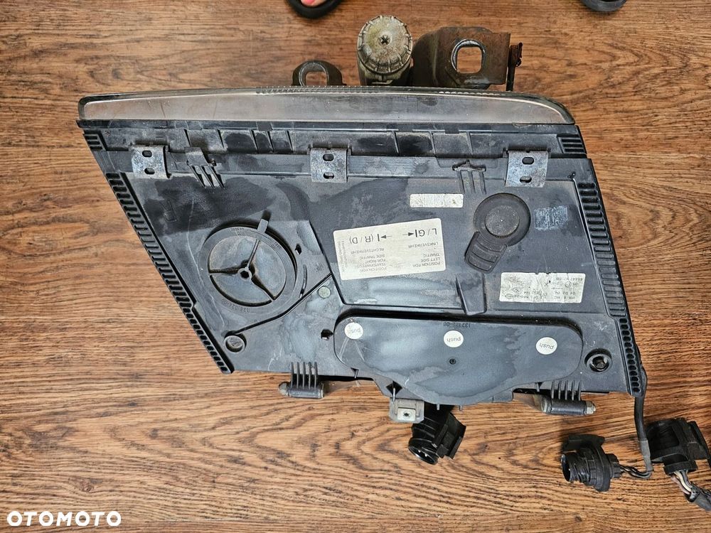 LAMPA LEWY PRAWY PRZÓD BMW E31 850 840 - 5