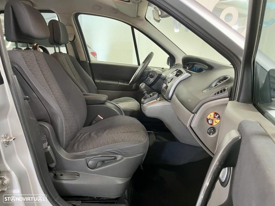 Renault Scénic 1.5 dCi Dynamique S - 16