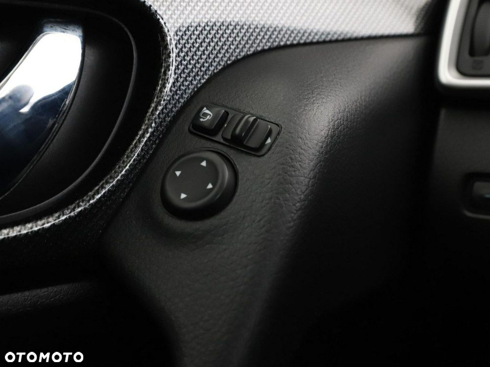 Nissan X-Trail 1.6 DCi N-Connecta 4WD - 34