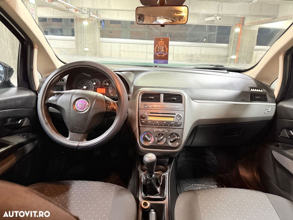 Fiat Grande Punto - 8