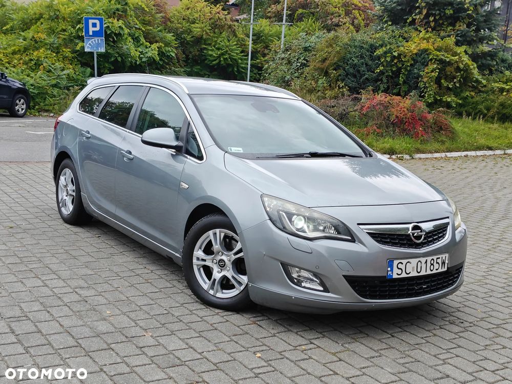 Opel Astra 2.0 CDTI DPF Cosmo - 3