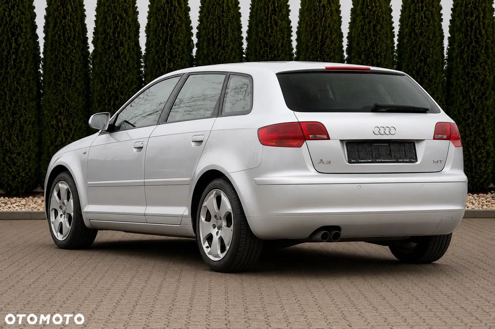 Audi A3 Sportback 1.4 TFSI Attraction - 11