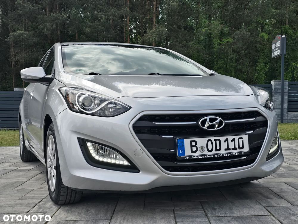 Hyundai i30 1.4 Passion - 6
